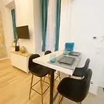 Goldart Design In The Heart Of