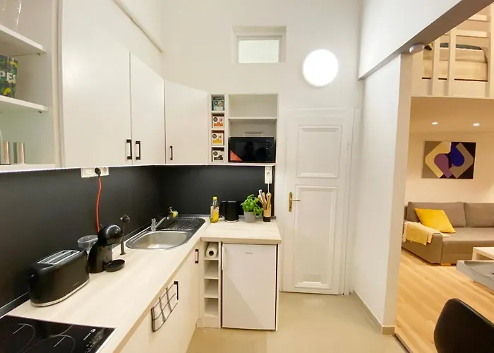 Goldart Design In The Heart Of *